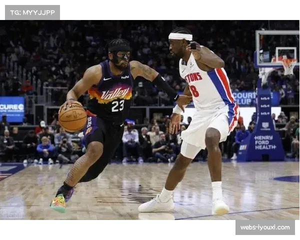 活塞逆转布克缺阵太阳 杜伦16分18篮板成内线支柱