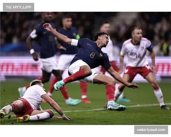 扎伊尔-埃梅里首次入选大赛名单 巴黎超新星在法国中场轮换中的定位分析 扎伊尔-埃梅里首次入选大赛名单 巴黎超新星在法国中场轮换中的定位分析