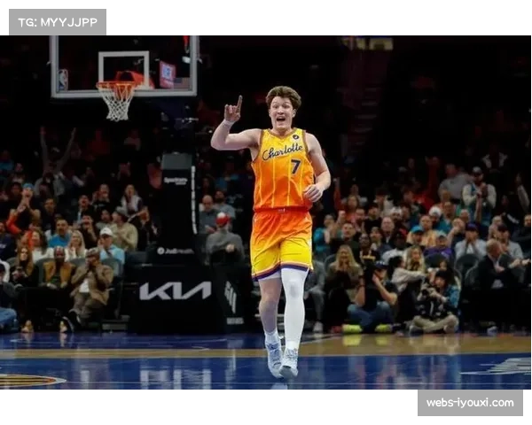 克尼普尔命中268记三分领跑联盟 打破黄蜂队史单赛季纪录 克尼普尔命中268记三分领跑联盟 打破黄蜂队史单赛季纪录